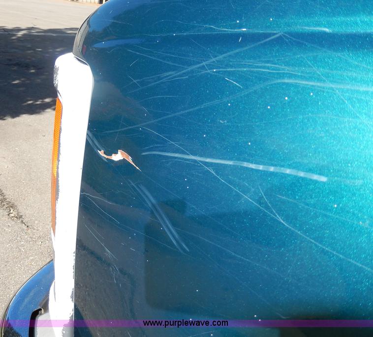 image for item H9641 1998 Chevrolet Cheyenne 2500 flatbed truck