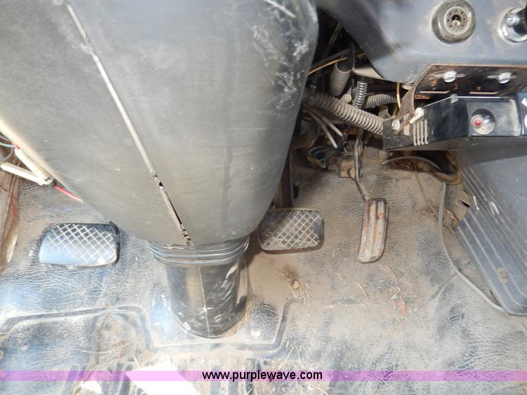 image for item I4304 1992 Isuzu FVR7MF water truck