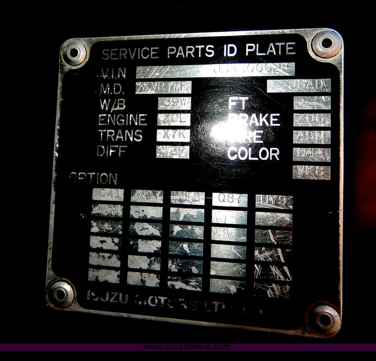 image for item I4304 1992 Isuzu FVR7MF water truck