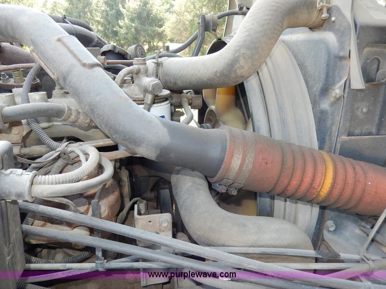 image for item I4304 1992 Isuzu FVR7MF water truck