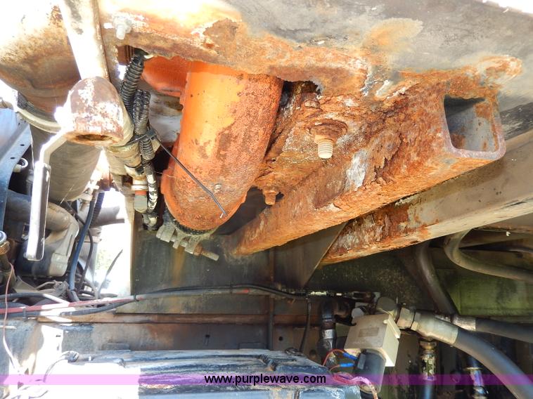 image for item I4304 1992 Isuzu FVR7MF water truck