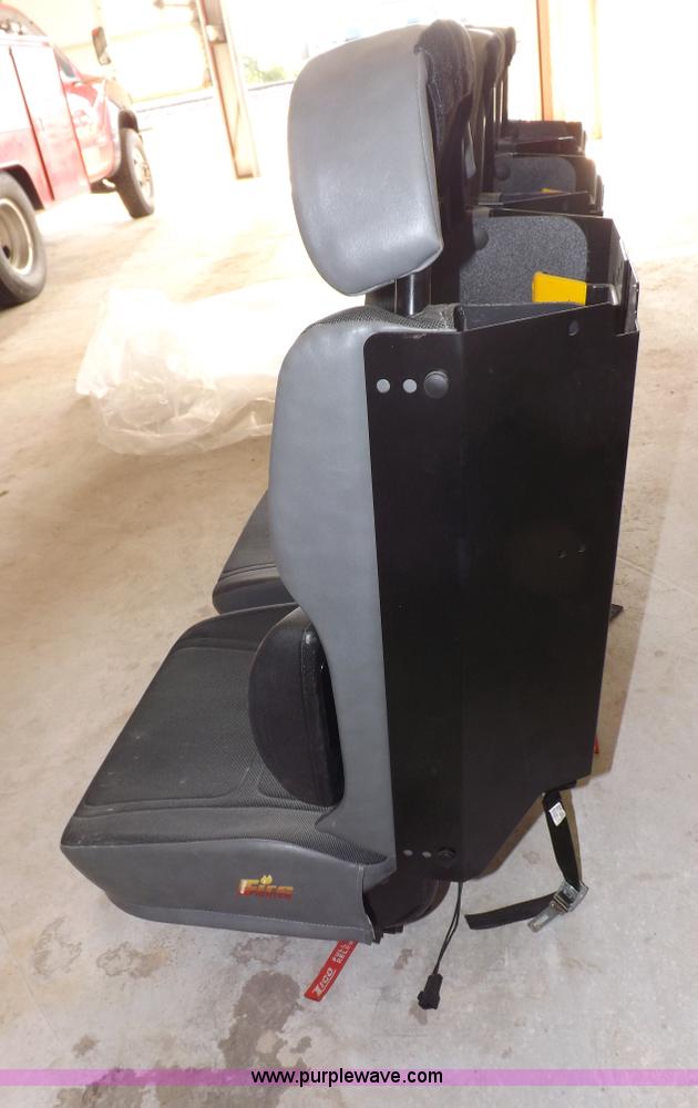 image for item I7502 Ziamalic Corp walkway bracket seating