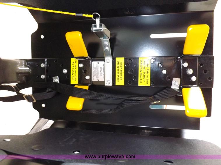 image for item I7502 Ziamalic Corp walkway bracket seating