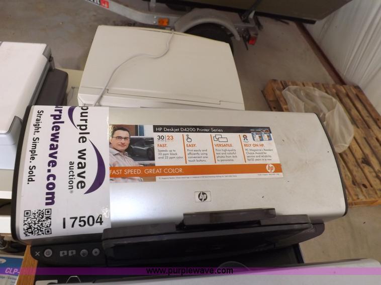 image for item I7504 Assorted office equipment