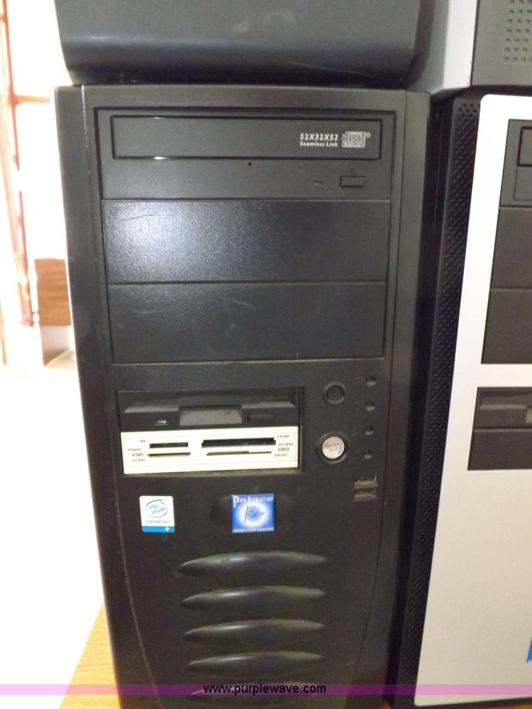 image for item I7504 Assorted office equipment