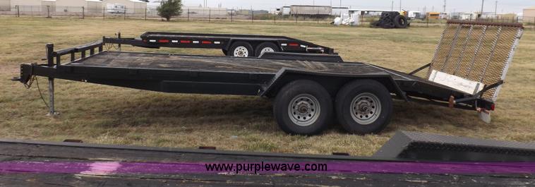 image for item I7544 2003 Paris tandem axle trailer