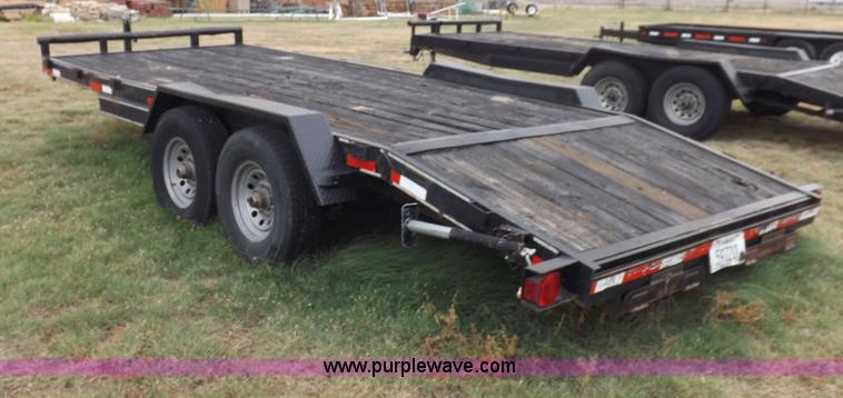 image for item I7545 2003 Paris tandem axle trailer