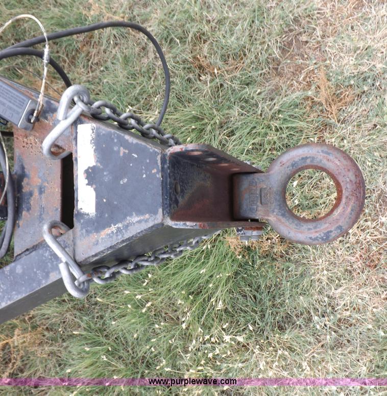 image for item I7545 2003 Paris tandem axle trailer