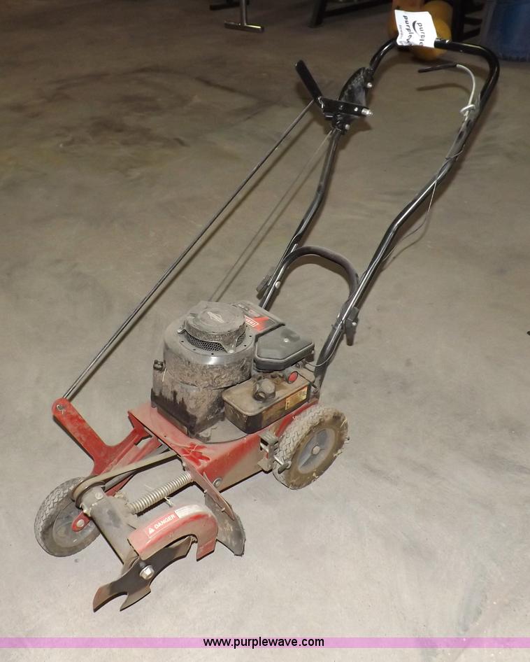 image for item I8359 Craftsman lawn edger