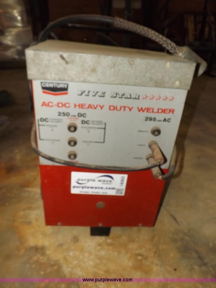 image for item I8363 Assorted shop items