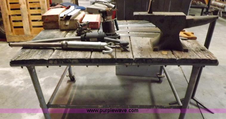 image for item I8363 Assorted shop items