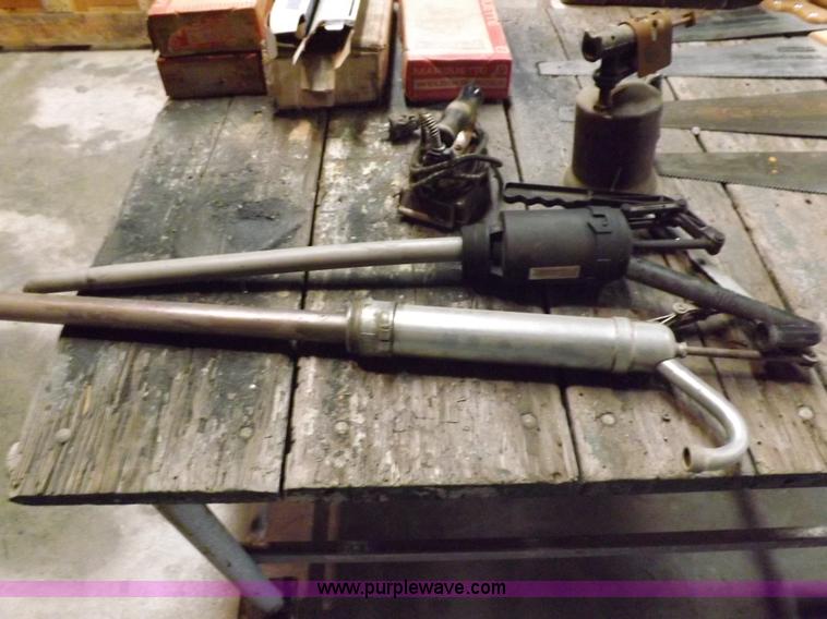 image for item I8363 Assorted shop items