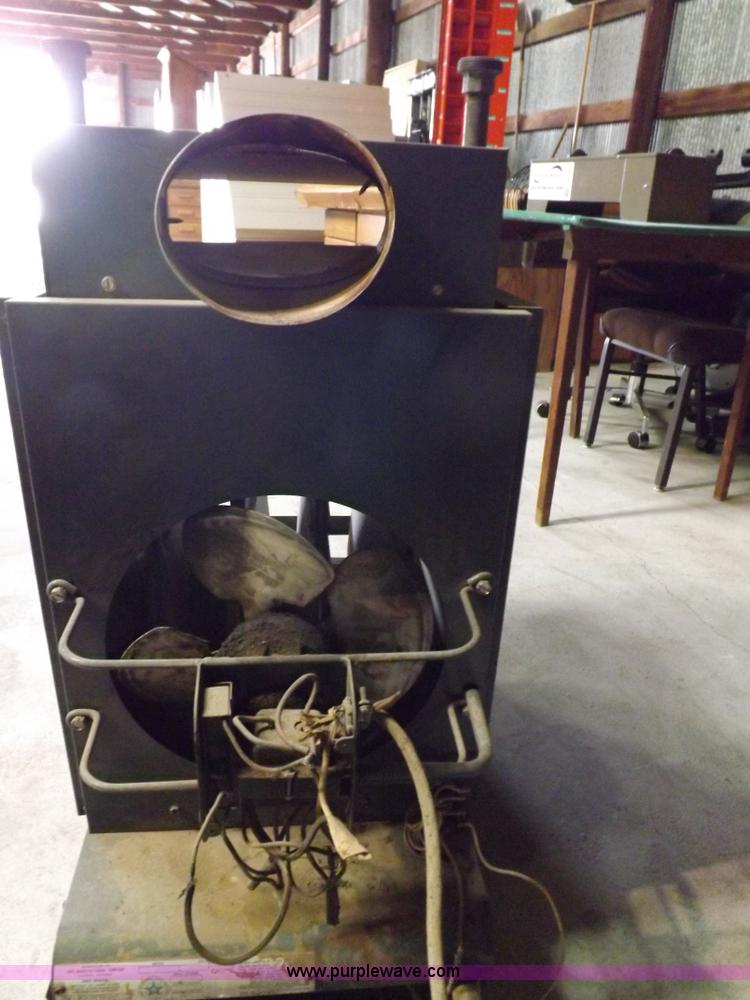 image for item I8364 DNP 75-UHE-1 ceiling mount heating unit