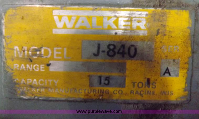 image for item I8369 Walker J-840 15 ton press