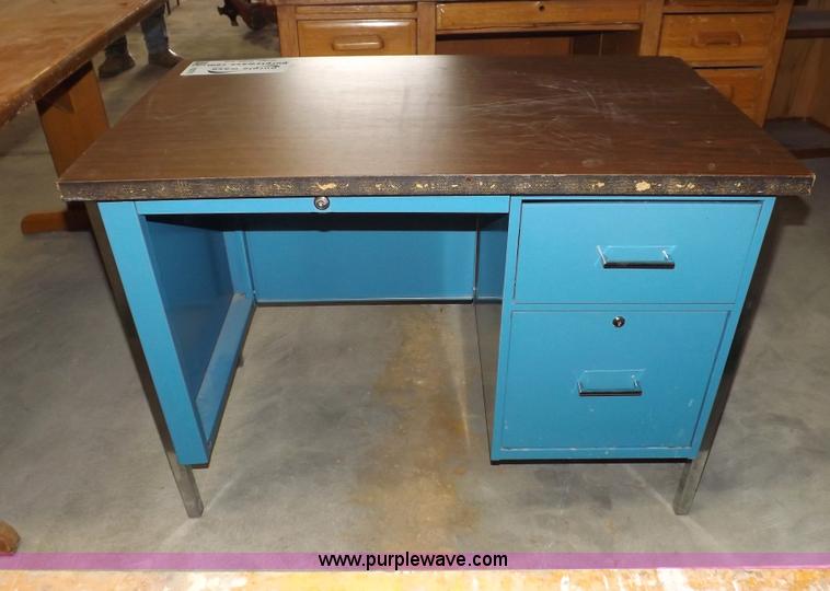 image for item I8370 Assorted desks, podiums, and tables