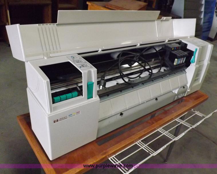 image for item I8371 Hwelett Packard DesignJet 250C printer