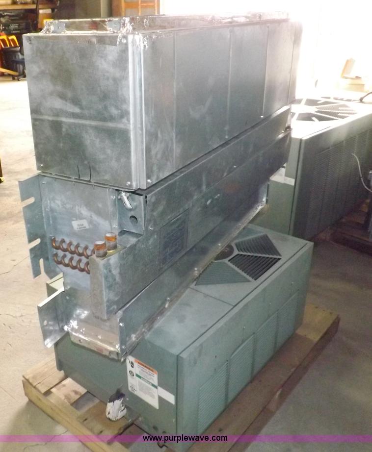 image for item I8378 Rudd electric HVAC unit