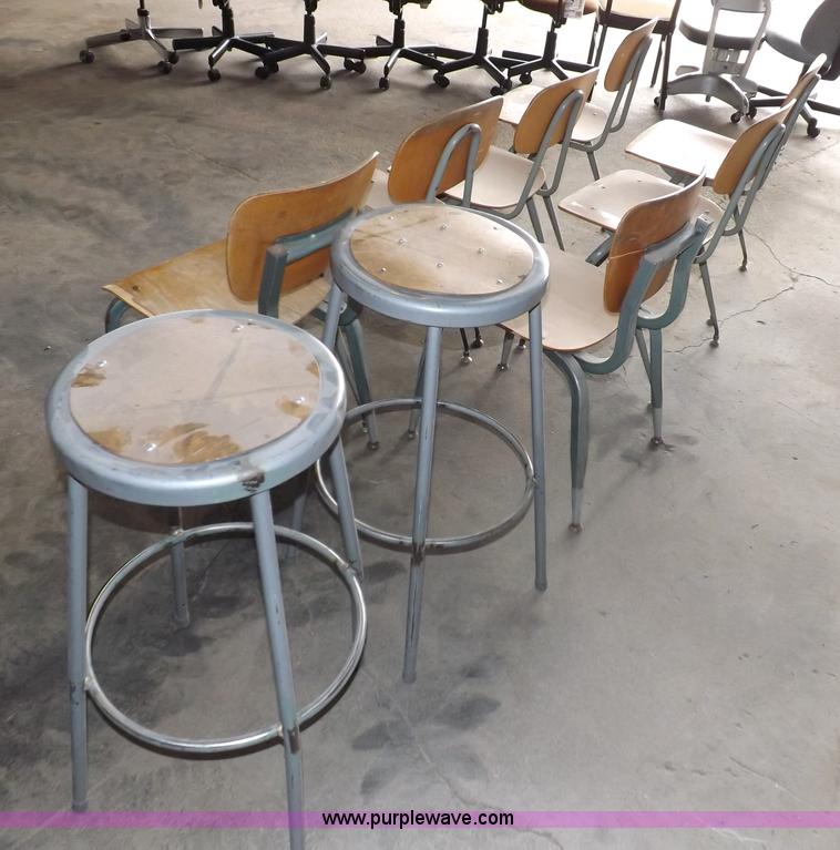 image for item I8382 (7) chairs