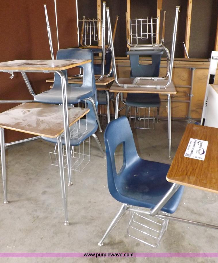 image for item I8384 (7) student desks