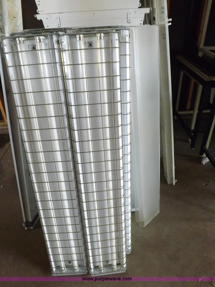 image for item I8388 Fluorescent light fixtures