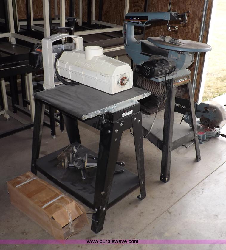 image for item I8389 Delta 40-680 scroll saw