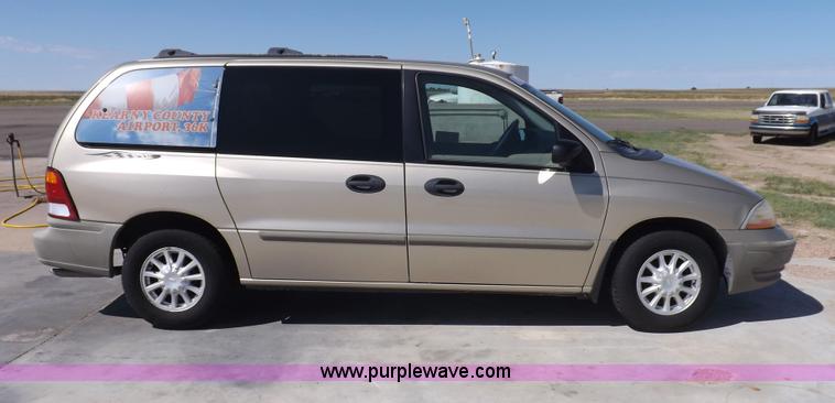 image for item I8490 2000 Ford Windstar LX van