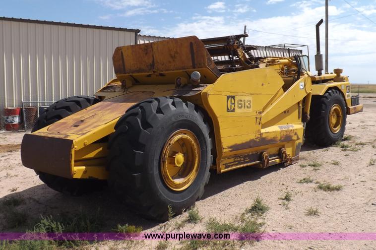 image for item I8491 1971 Caterpillar 613 elevating scraper