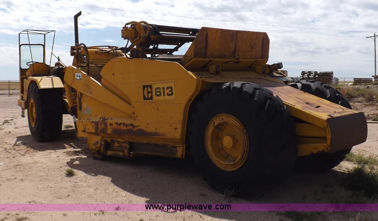 image for item I8491 1971 Caterpillar 613 elevating scraper