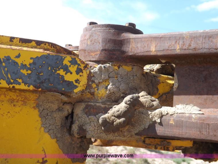 image for item I8491 1971 Caterpillar 613 elevating scraper