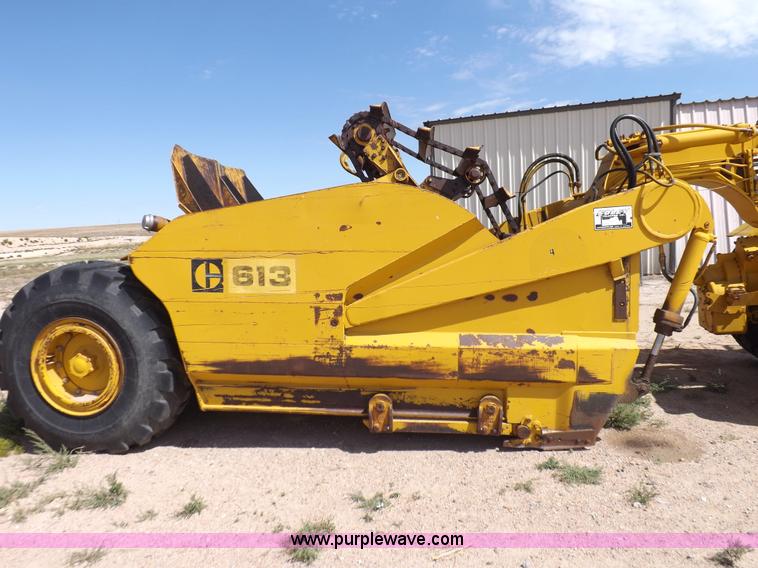 image for item I8491 1971 Caterpillar 613 elevating scraper
