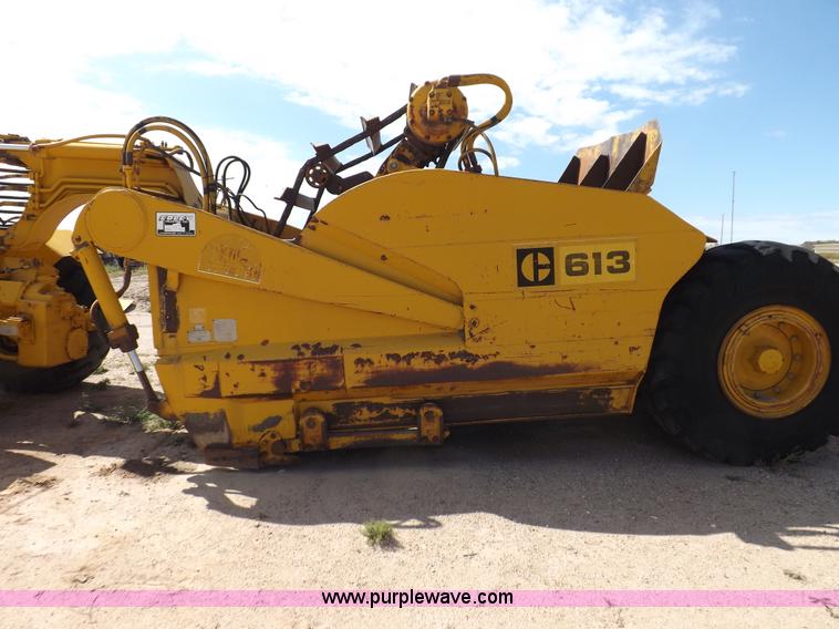 image for item I8491 1971 Caterpillar 613 elevating scraper