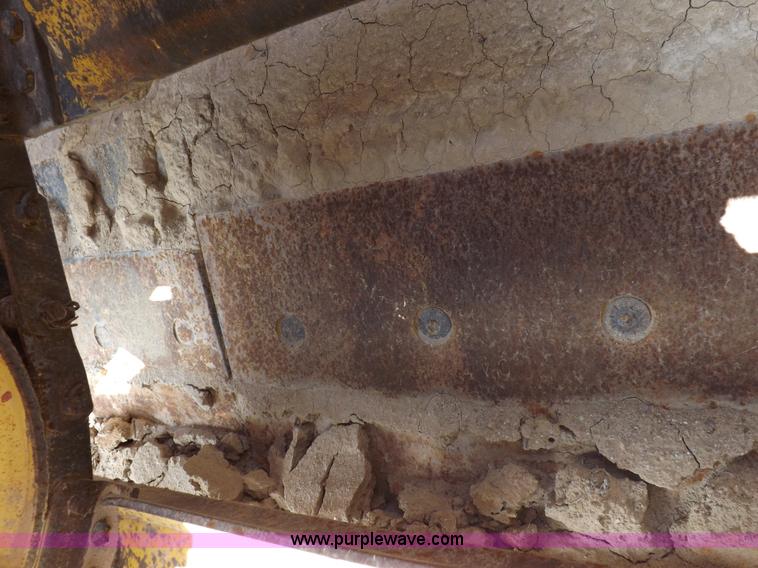 image for item I8491 1971 Caterpillar 613 elevating scraper