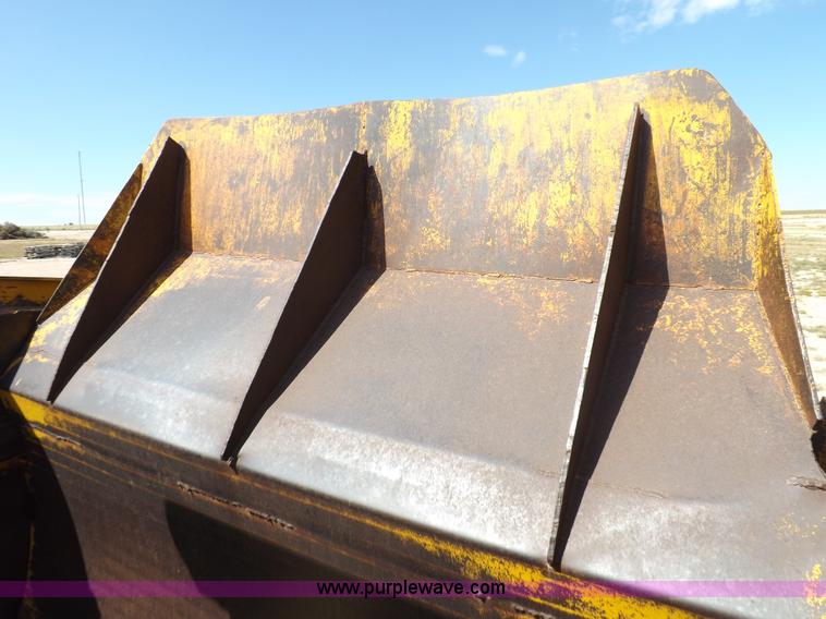 image for item I8491 1971 Caterpillar 613 elevating scraper