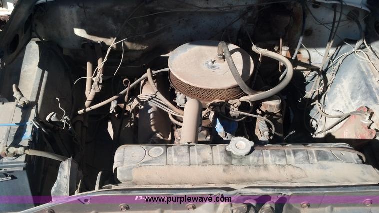 image for item I8492 1975 Ford F750E bucket truck