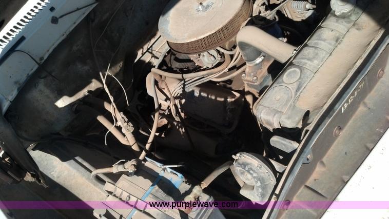 image for item I8492 1975 Ford F750E bucket truck