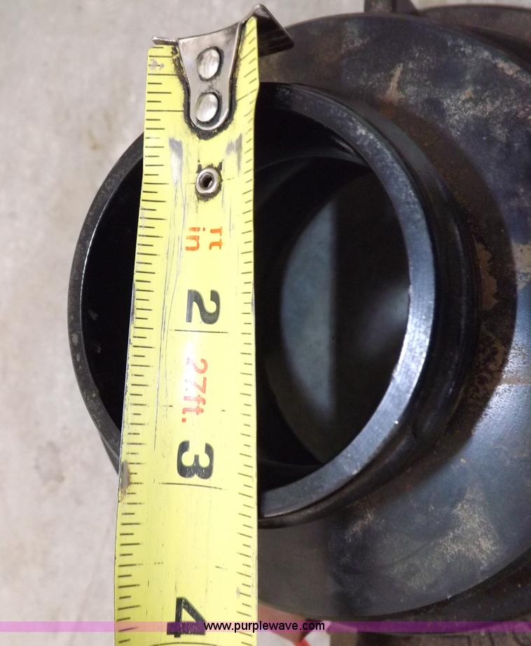 image for item I8499 Assorted fire fighting valves and adapters