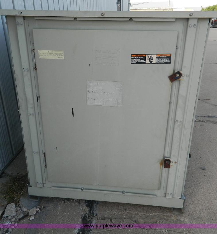 image for item T9996 Carrier AC unit