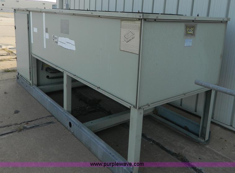 image for item T9996 Carrier AC unit