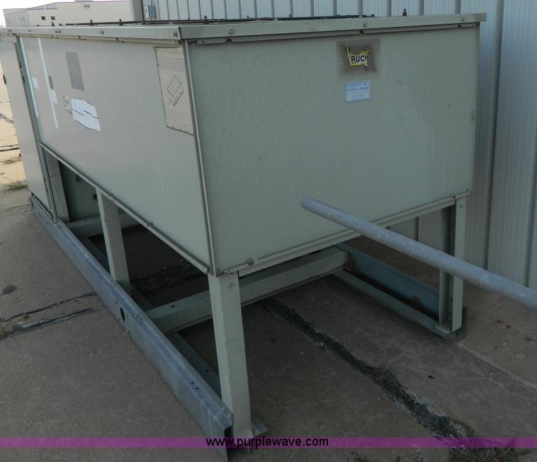image for item T9996 Carrier AC unit