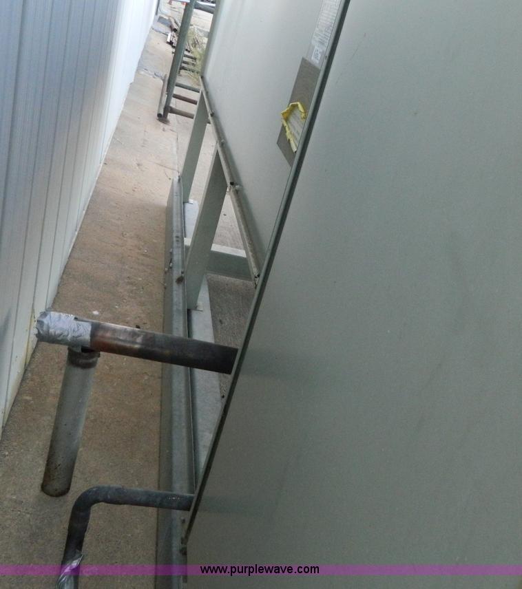 image for item T9996 Carrier AC unit