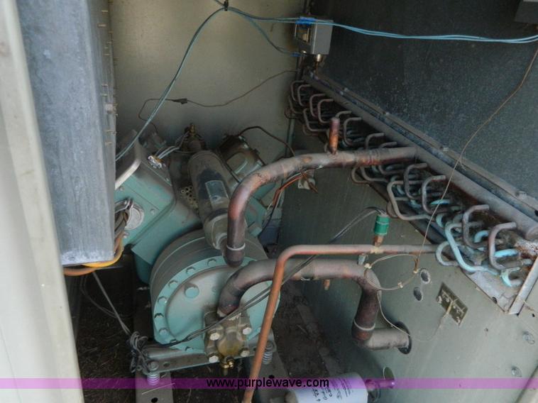 image for item T9996 Carrier AC unit