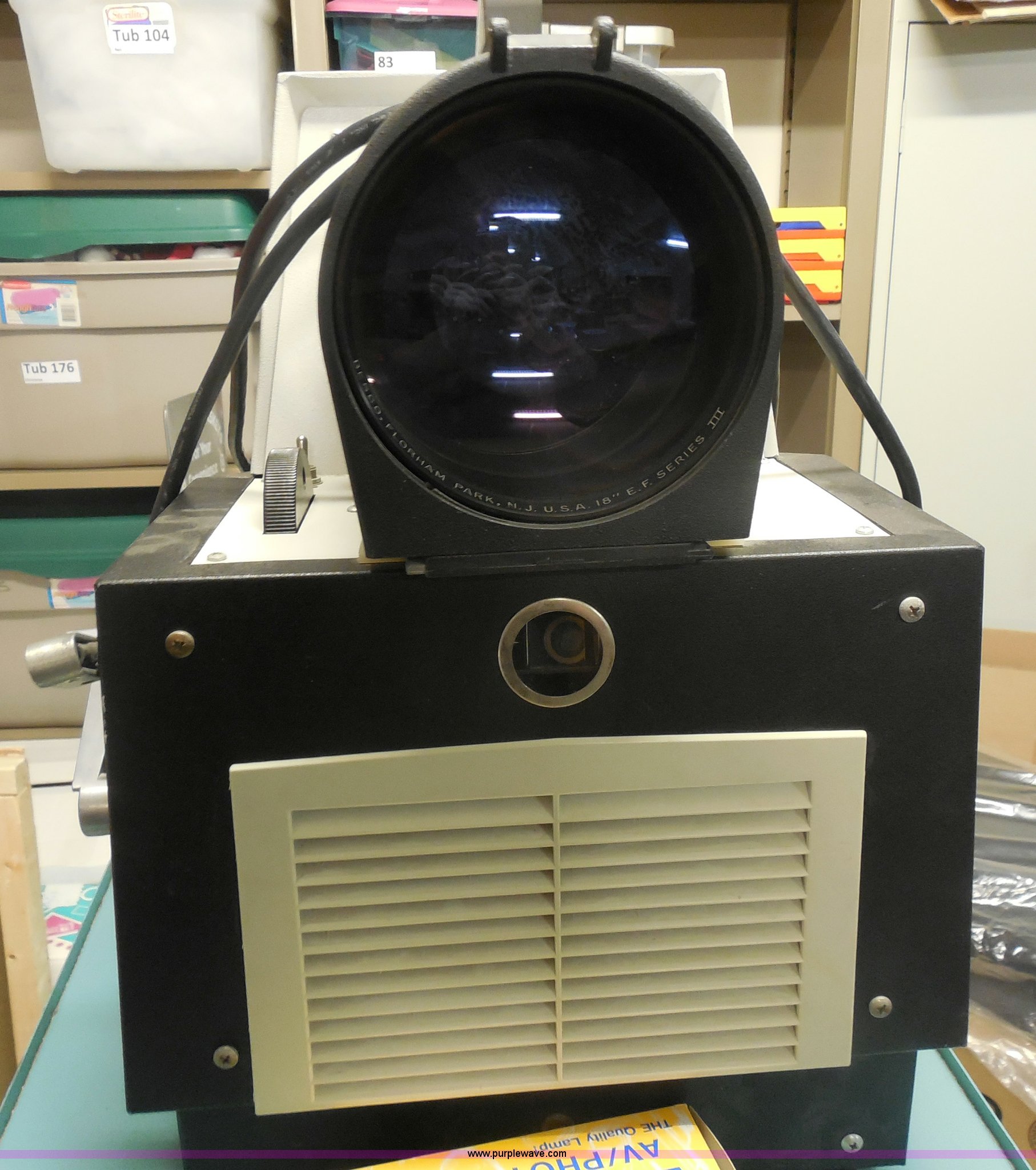 VU-Lyte III wall projector in Derby, KS | Item AR9232 sold | Purple Wave