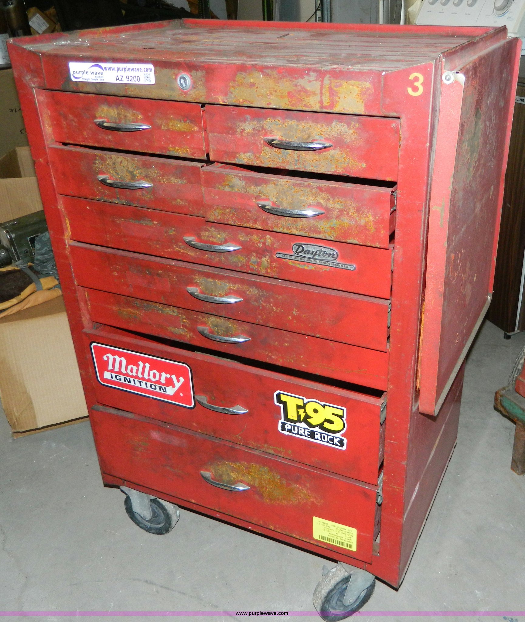 Dayton nine drawer bottom box tool in Salina, KS Item AZ9200