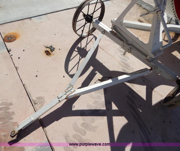 image for item AA9546 Concrete mixer
