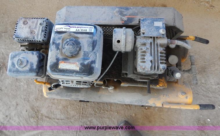 image for item AA9548 DeWalt D55270 air compressor