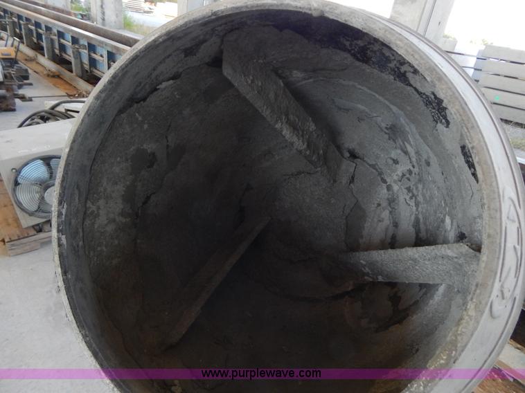 image for item AA9567 Kobalt 043206 concrete mixer