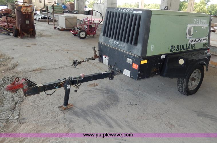 image for item AA9577 Sullair 185 portable compressor