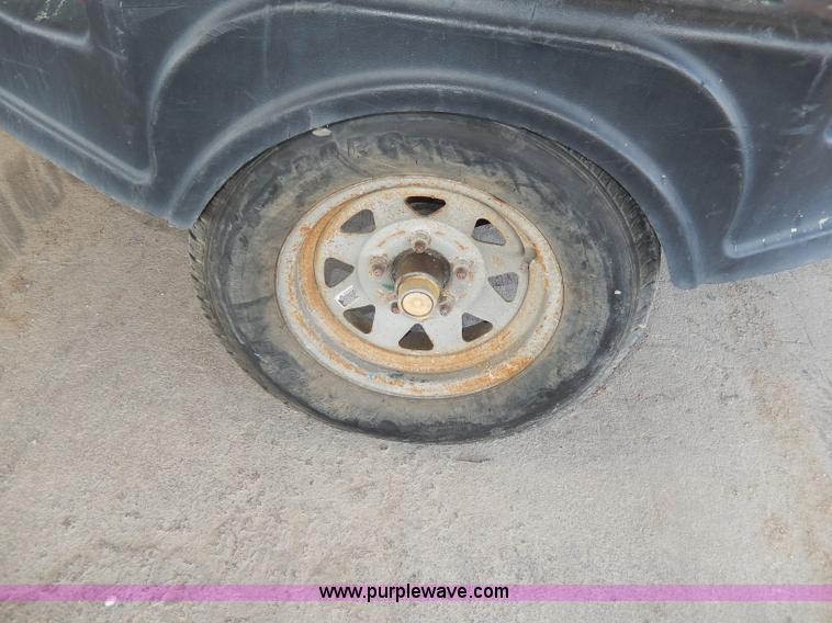 image for item AA9577 Sullair 185 portable compressor