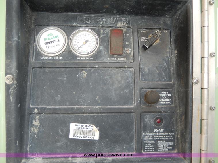 image for item AA9577 Sullair 185 portable compressor