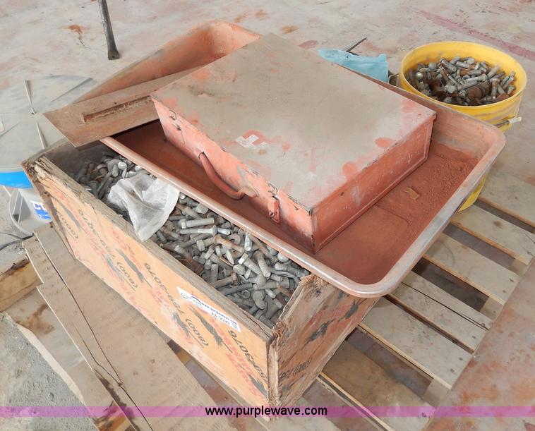 Vibratory cartridge case cleaner in Broken Arrow, OK Item AA9599 sold